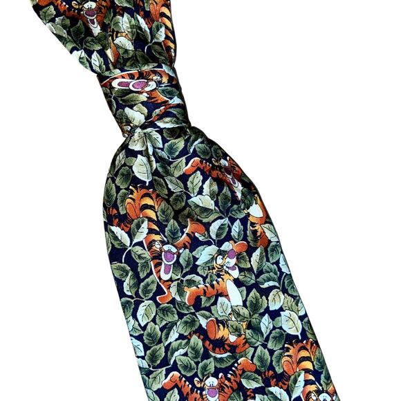 Disney Walt Disney World Tigger Character Necktie 100% Silk  Novelty * - Picture 1 of 4